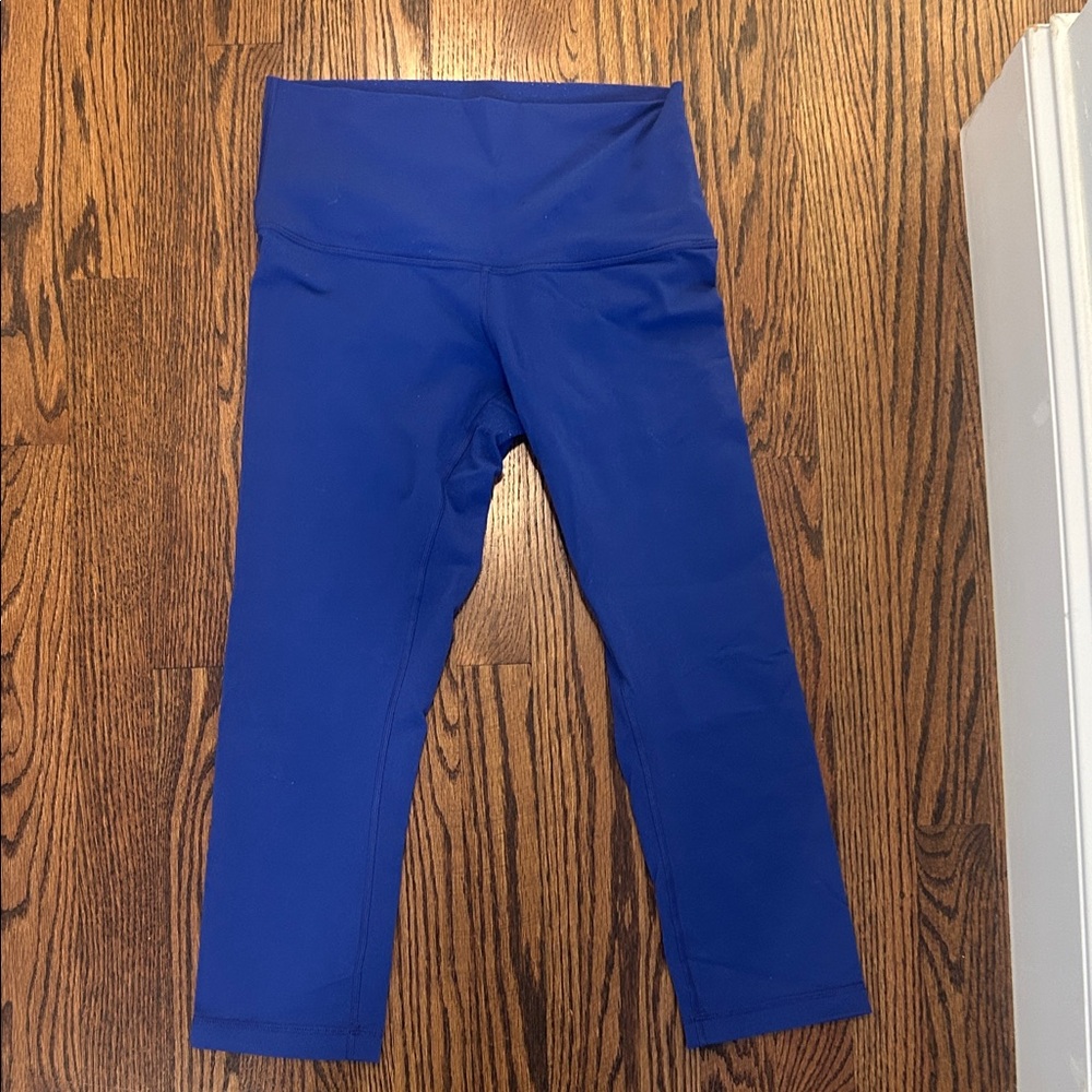 Lululemon Wunder Under Blue Leggings, Size 8